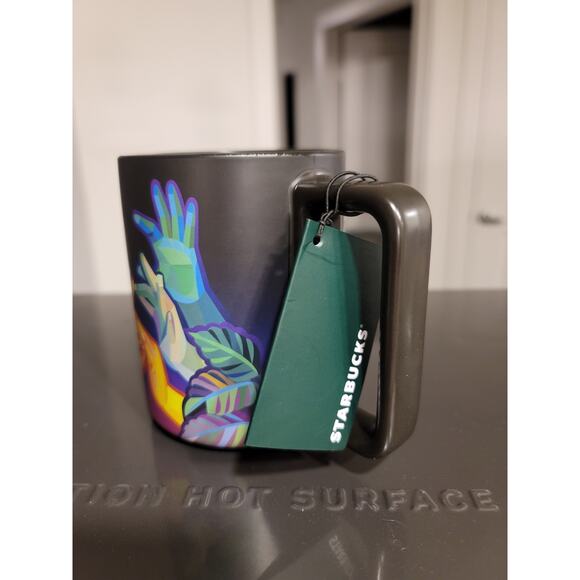 Starbucks Yiqiao Wang ASL Mug - Picture 4 of 7